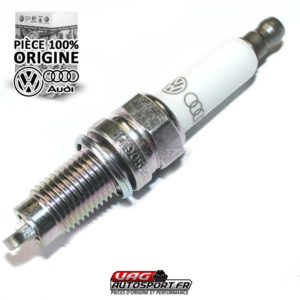Bougie d'allumage d'origine pour moteur VAG 3.2 V6 R32 - 101905606A - Pièce origine VW/AUDI