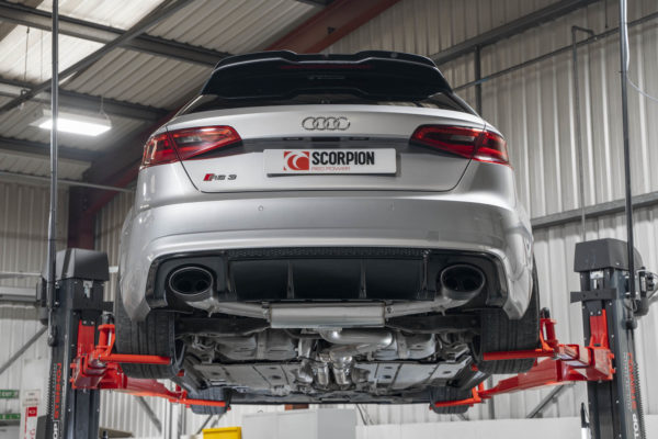 Demi ligne - cat-back non résonné avec valves - Audi RS3 8V Pre-Facelift - SAUS106CF - Scorpion – Image 3