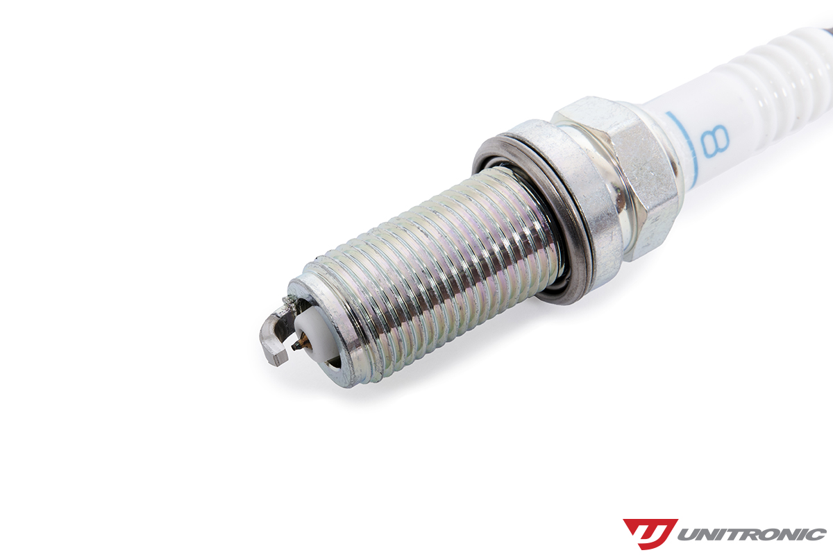 Jeu de Bougies d'Allumage MQB de NGK R7437-8 - UH011-ACA - Unitronic – Image 5